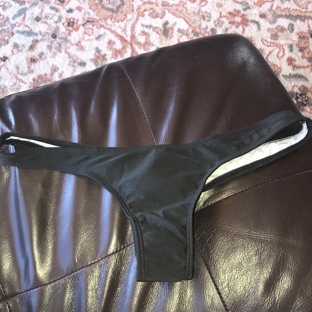 Bikini bottoms